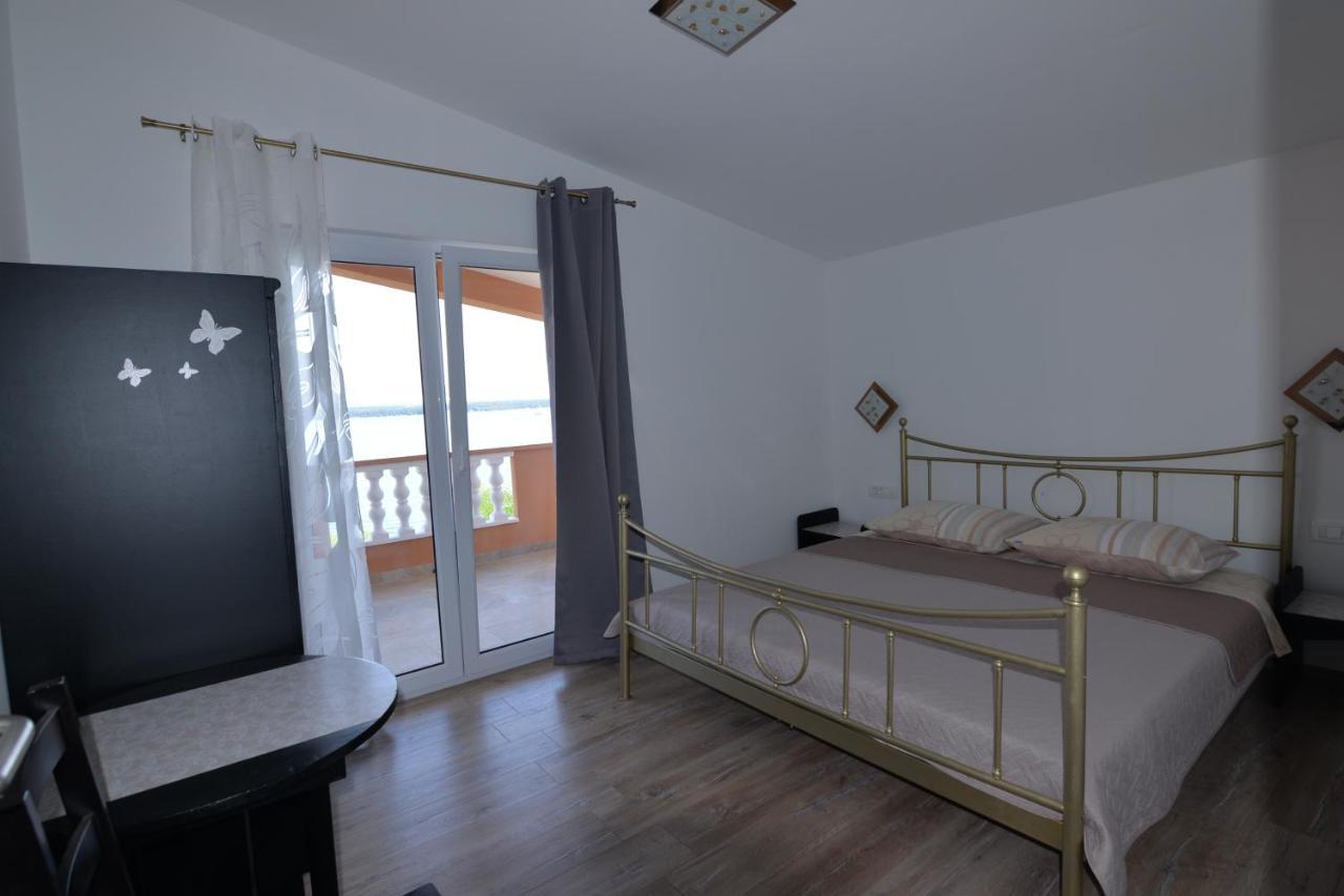 Apartments By The Sea Tkon, Pasman - 16589 ภายนอก รูปภาพ